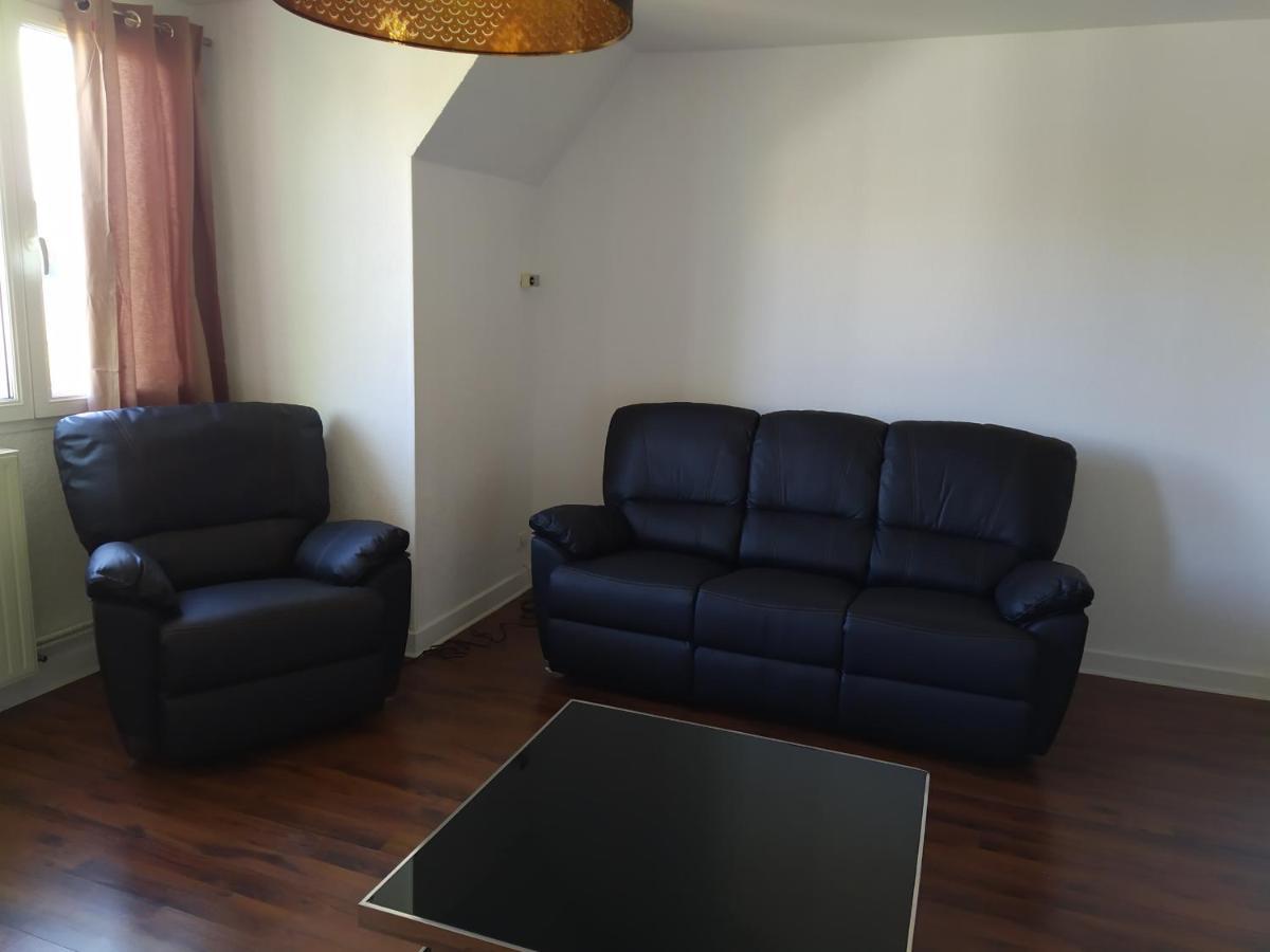 Bel Appartement En Plein Coeur De Ville Льо Крезо Екстериор снимка